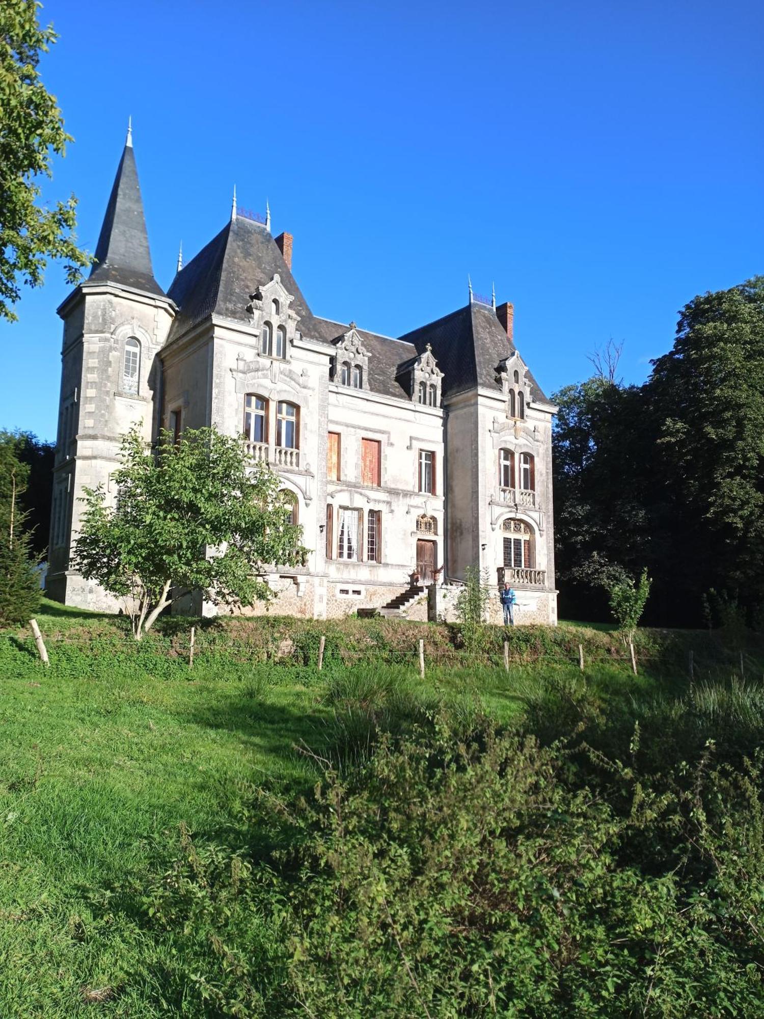 Le Chateau Du Grand Coudray Bed & Breakfast Villaines-la-Juhel Exterior photo